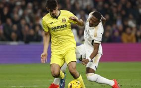 David Alaba, en la jugada en la que se ha lesionado.