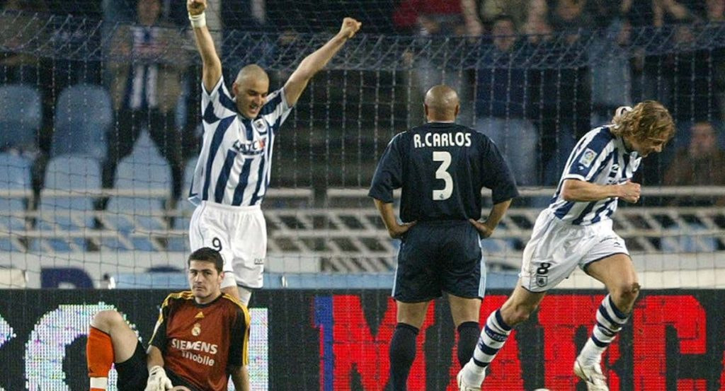 Darko Kovacevic celebra uno de los cuatro goles que la Real le marcó al Madrid en Anoeta.