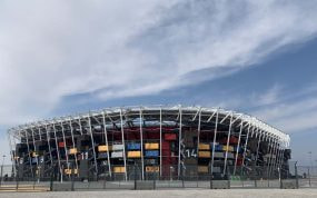 El estadio 974, construido con contenedores desmontables, en una imagen reciente.