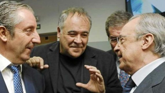 Antonio García Ferreras, en el centro, con Florentino Pérez a su izquierda y Josep Pedrerol a su derecha.