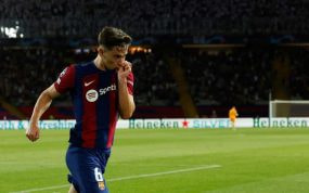 Gavi celebra un gol con el Barça.