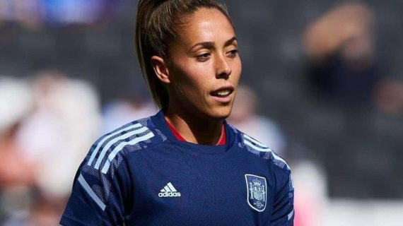 Lola Gallardo, en un partido de la Selección durante la Eurocopa de 2022.