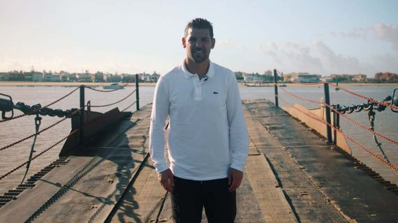 Nolito, durante su entrevista con Relevo en el Guadalquivir.