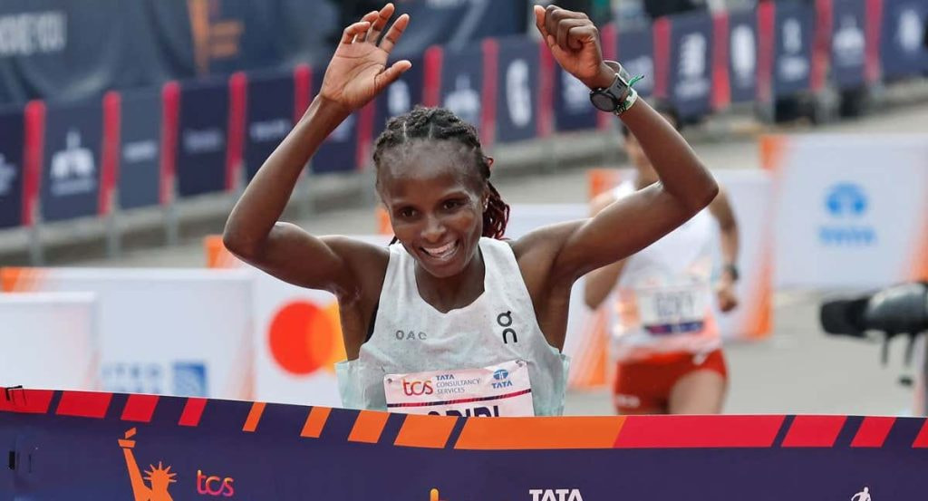 La keniana Hellen Obiri, ganadora de la Maratón de Nueva York 2023.