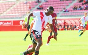 Ibrahima Sow en un partido del Sevilla Atlético.