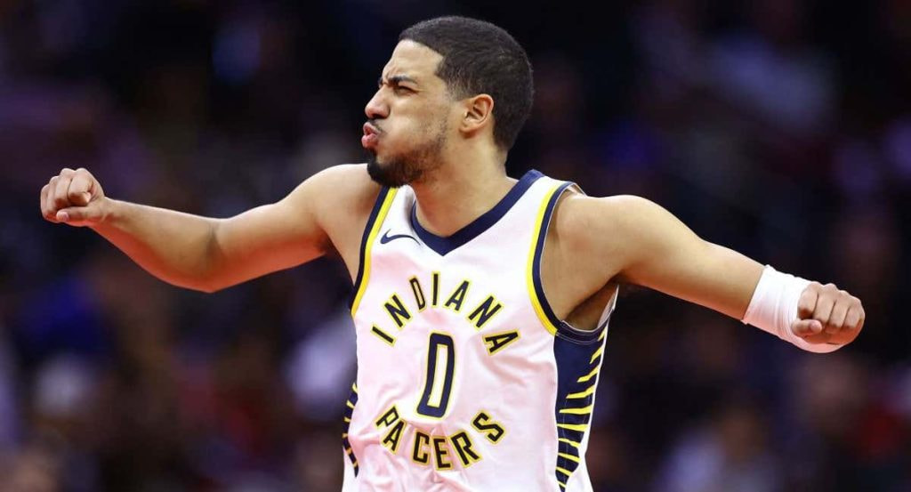 Tyrese Haliburton en un partido contra los Sixers.