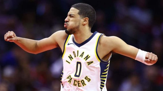 Tyrese Haliburton en un partido contra los Sixers.