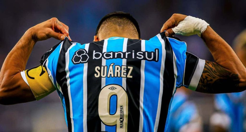 Suárez en su último partido en casa con Gremio.