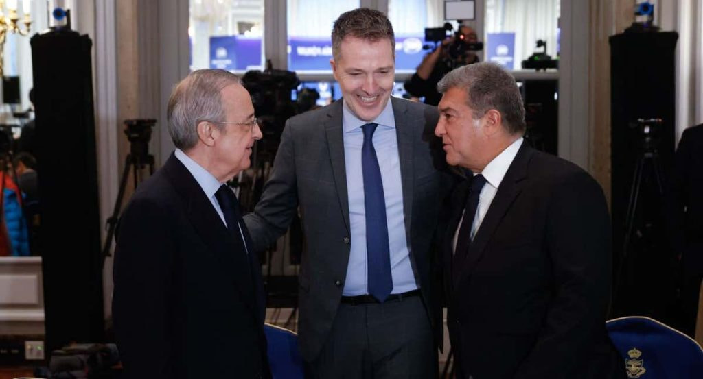 Florentino Pérez y Laporta con el CEO de A22.