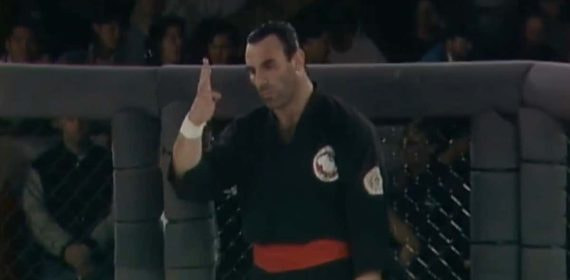 Alberto Cerro León, durante su presentación en el UFC 2.