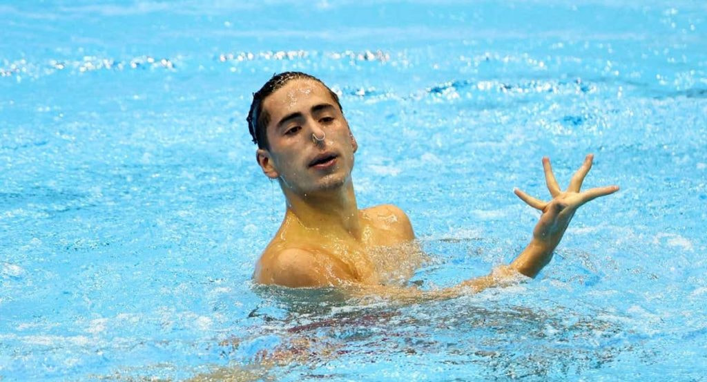 Dennis González se sincera tras ser el primer campeón del mundo de natación artística.