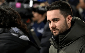 Jonathan Giráldez, entrenador del FC Barcelona femenino, durante un partido de la Liga F.