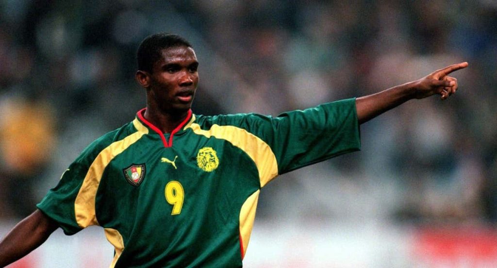 Samuel Eto'o, uno de los jugadores más jóvenes en jugar una Copa Mundial de Fútbol.