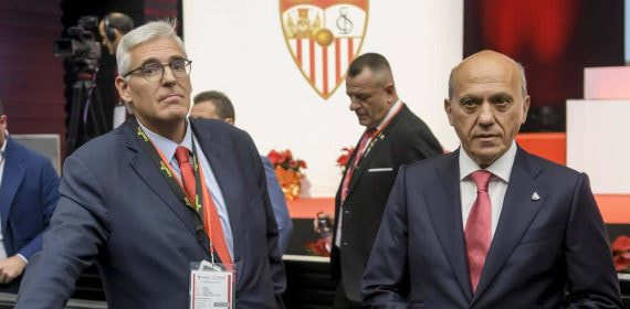 El expresidente José María del Nido Benavente en la última Junta de accionistas.