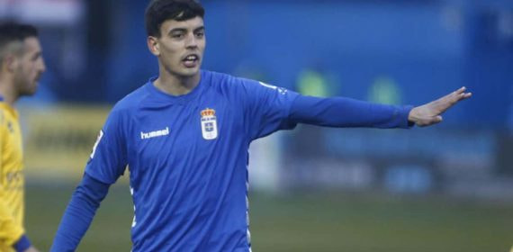 Edu Bedia, durante su etapa en el Oviedo.