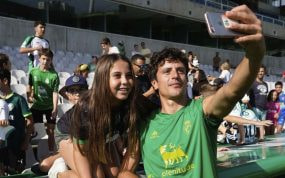 Entrenamiento del Racing de Santander abierto al público.