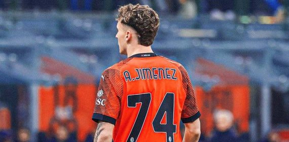Álex Jiménez, durante su debut con el primer equipo del Milan.