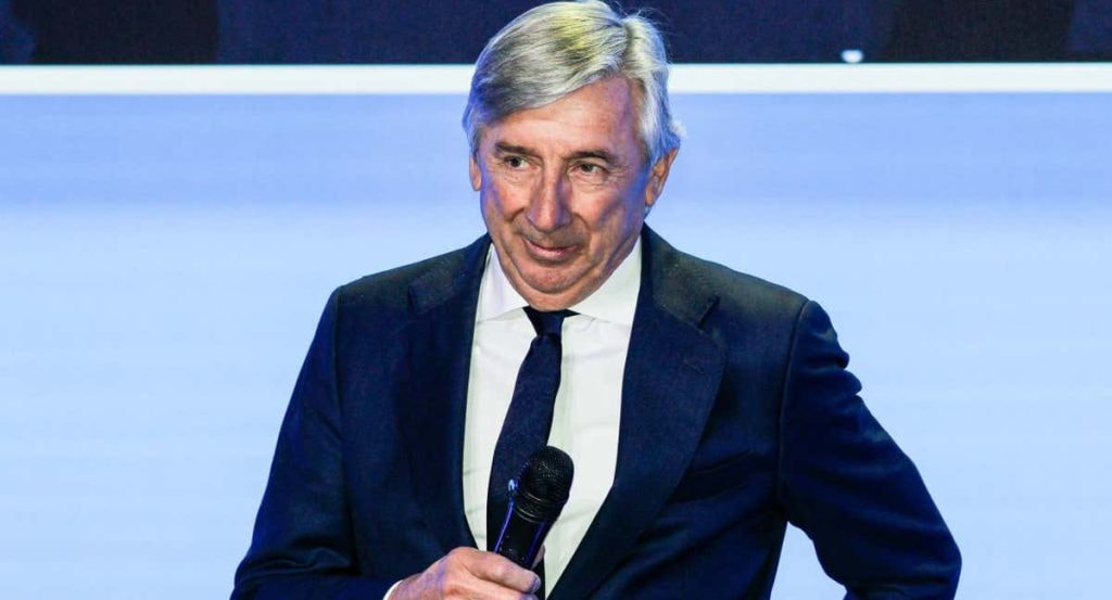 Eusebio Unzué, en la presentación del Movistar Team para 2024.