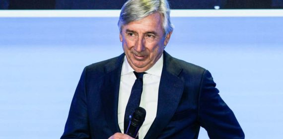 Eusebio Unzué, en la presentación del Movistar Team para 2024.