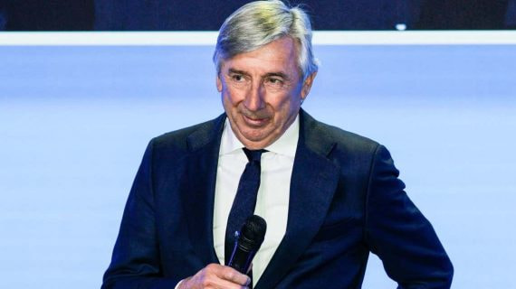 Eusebio Unzué, en la presentación del Movistar Team para 2024.