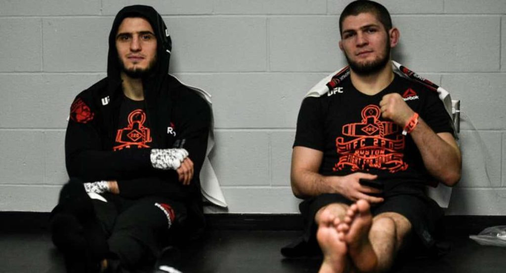 Islam Makhachev y Khabib Nurmagomedov.
