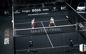 El World Padel Tour se despidió con una pista completamente negra.