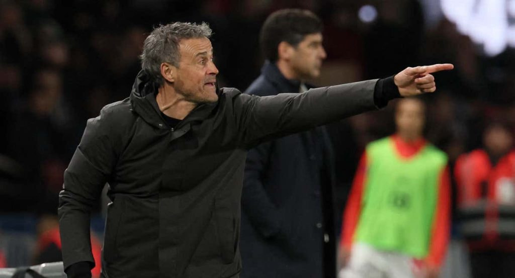 Varios jugadores definen en Relevo la figura de Luis Enrique.