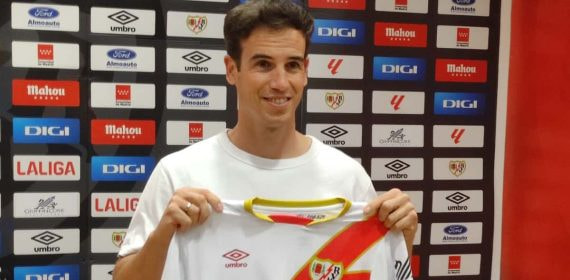 Iñigo Pérez, en su presentación como nuevo entrenador del Rayo Vallecano.
