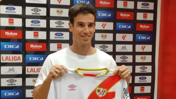 Iñigo Pérez, en su presentación como nuevo entrenador del Rayo Vallecano.