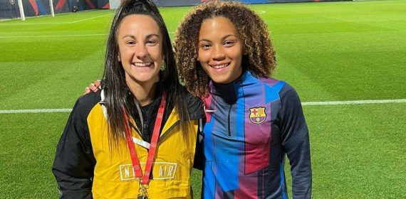 Alba Mellado y Vicky López juntas en un partido del Barça.