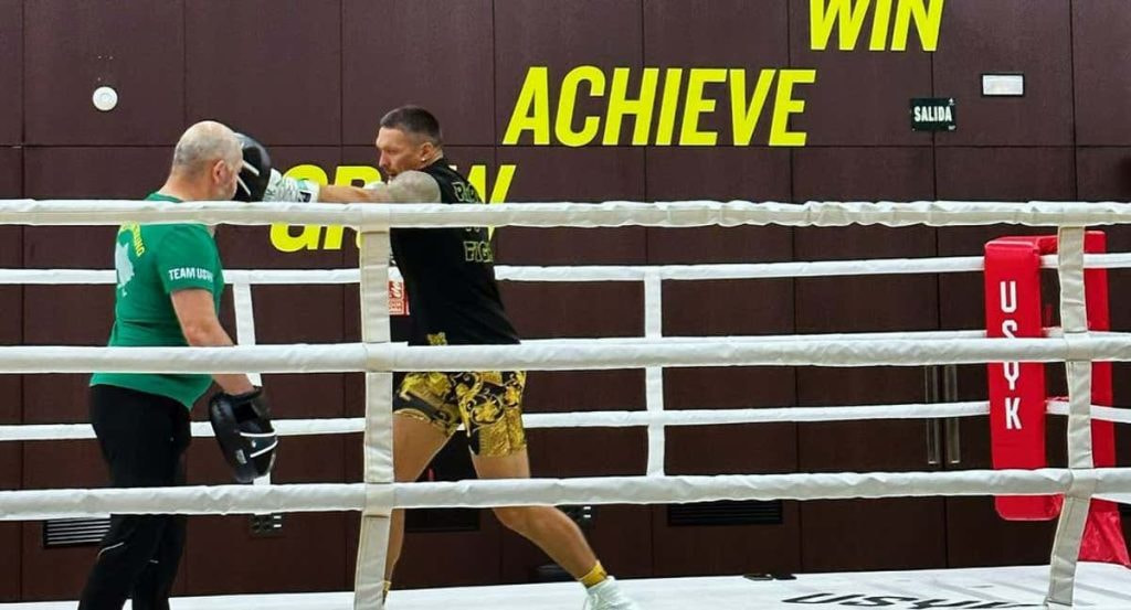 Olek Usyk, durante uno de sus entrenamientos en Gandía.
