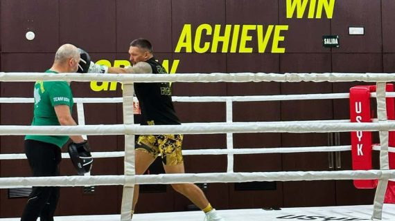 Olek Usyk, durante uno de sus entrenamientos en Gandía.
