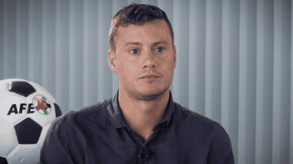 Oriol Riera, en su etapa como Seleccionador de la Asociación de Futbolistas Españoles.