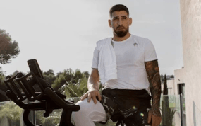 Ilia Topuria, tras un entrenamiento en su casa.
