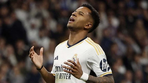 Rodrygo, ante el Leipzig.