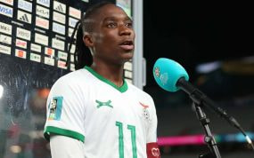 Babra Banda, atiende a los medios de comunicación tras un partido del pasado Mundial.