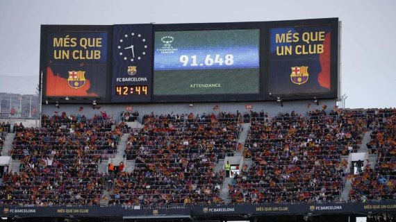 El Camp Nou durante un partido de Champions femenina.