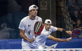 Ale Galán y Juan Lebrón, en un partido.