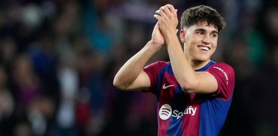 Pau Cubarsí tras debutar en Champions League con el Barcelona.