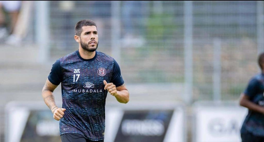 Alejandro Pozuelo en un entrenamiento del Al-Jazira.