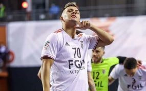 El pívot brasileño Rocha no fichará por el Barça.