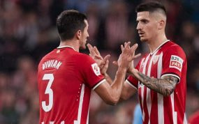 Sancet y Vivian celebran un gol del Athletic esta temporada.