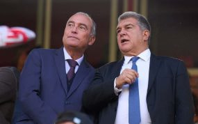 Rafa Yuste y Joan Laporta, recientemente, en el palco.