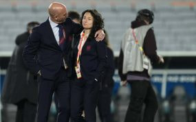 Luis Rubiales e Ivana Andrés antes del partido que enfrentó a España ante Suecia en la semifinal del Mundial de Australia y Nueva Zelanda.