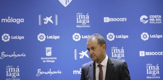 José María Muñoz en la sala de prensa de La Rosaleda.