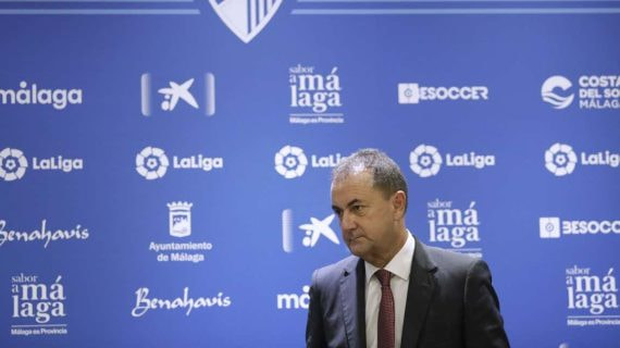 José María Muñoz en la sala de prensa de La Rosaleda.