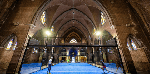 Pista en la iglesia de Arnhem.