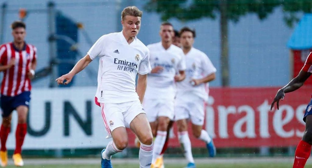 Andri Gudjohnsen, durante su etapa en La Fábrica.