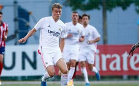 Andri Gudjohnsen, durante su etapa en La Fábrica.