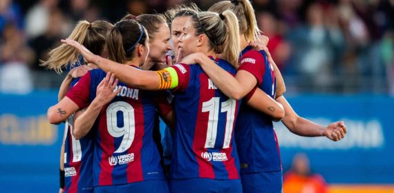 Las jugadoras del Barça celebrando un gol.